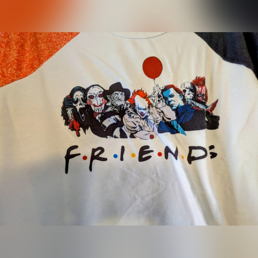 Women's Graphic Halloween Villains Friends Sweatshirt Sz. XL - Picture 2 of 5